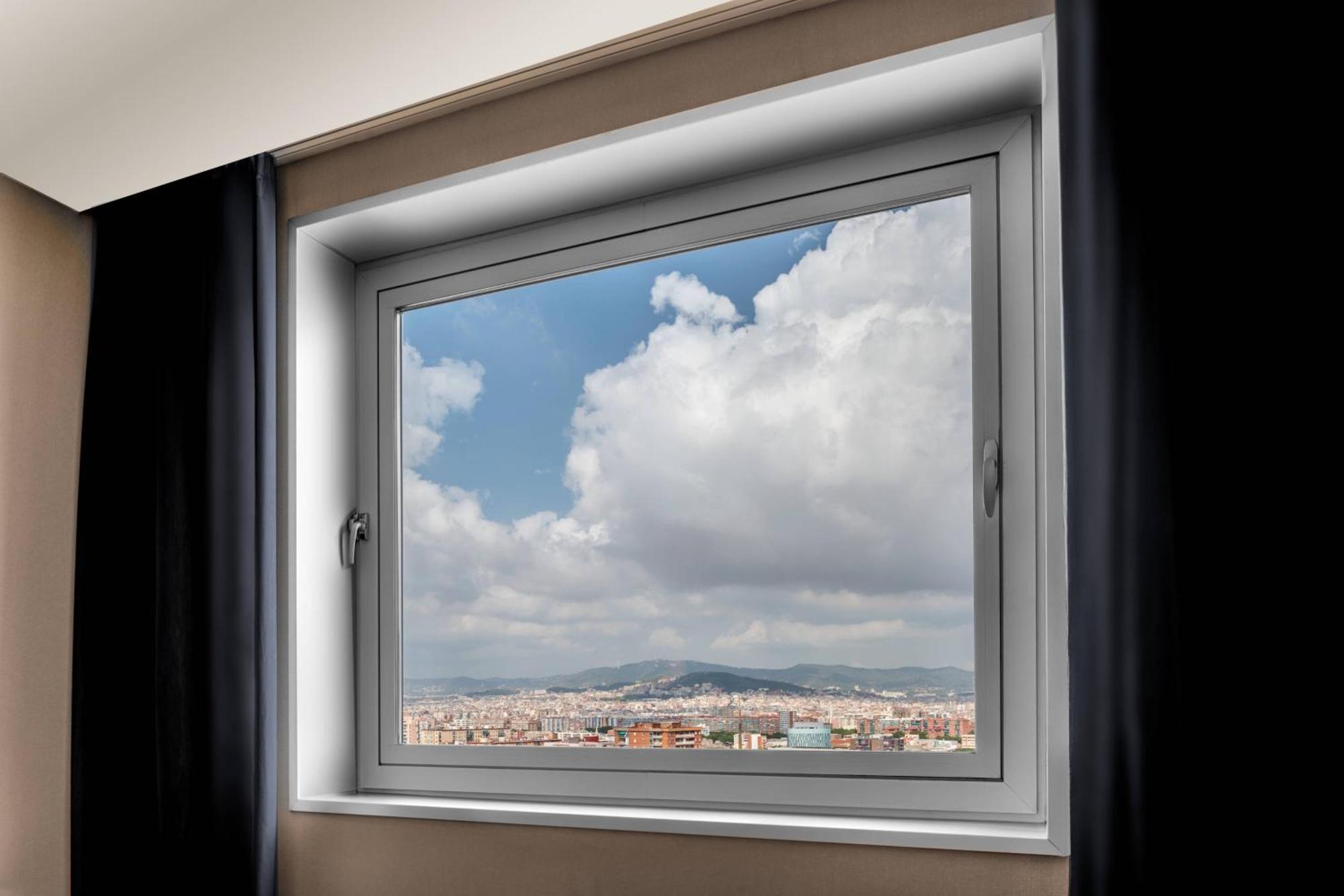 Leonardo Royal Forum 4*